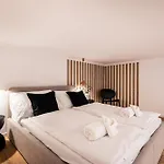 K22 - Kertesz Cozy Retreat - Location By Bqa