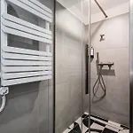 K22 - Kertész Cozy Retreat - Location By Bqa *