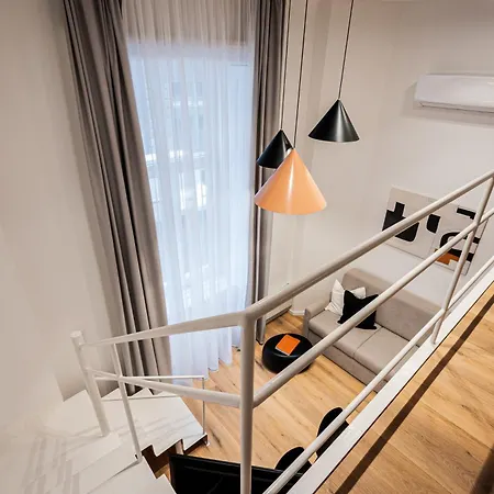 K22 - Kertesz Cozy Retreat - Location By Bqa