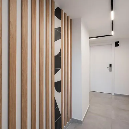 K22 - Kertész Cozy Retreat - Location By Bqa *