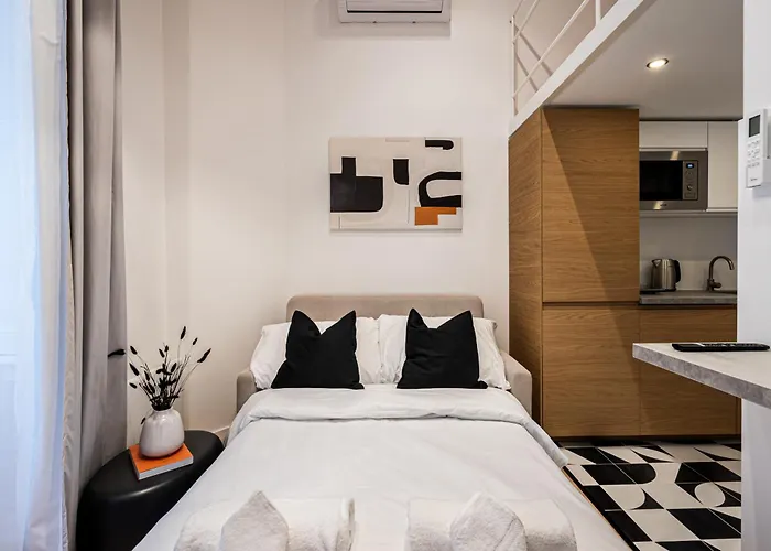 K22 - Kertesz Cozy Retreat - Location By Bqa דירה