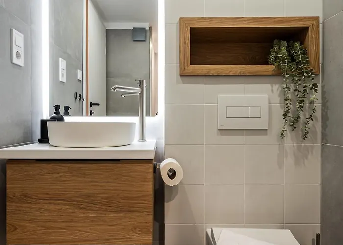 K22 - Kertesz Cozy Retreat - Location By Bqa דירה *