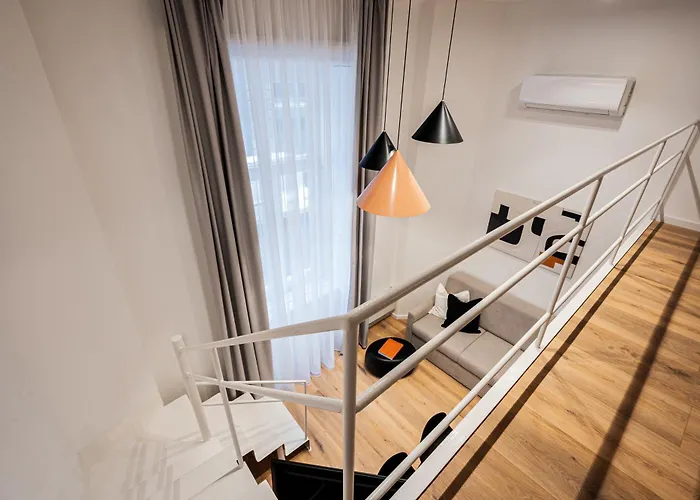 K22 - Kertesz Cozy Retreat - Location By Bqa